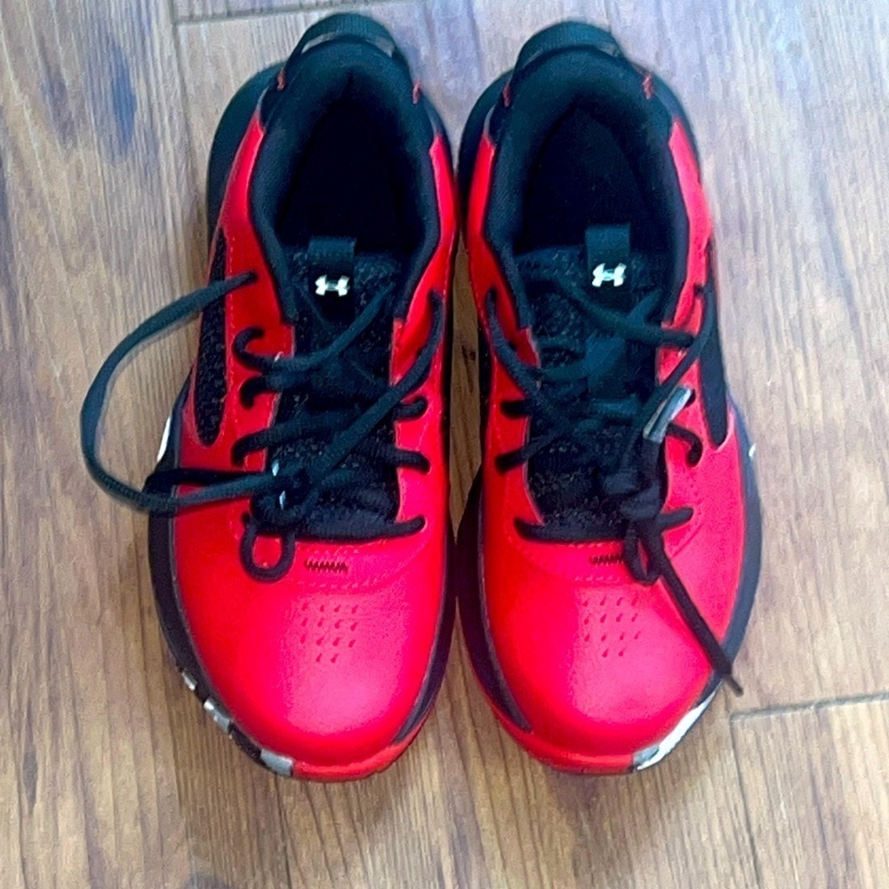 Under Armour Red and Black Sneakers
